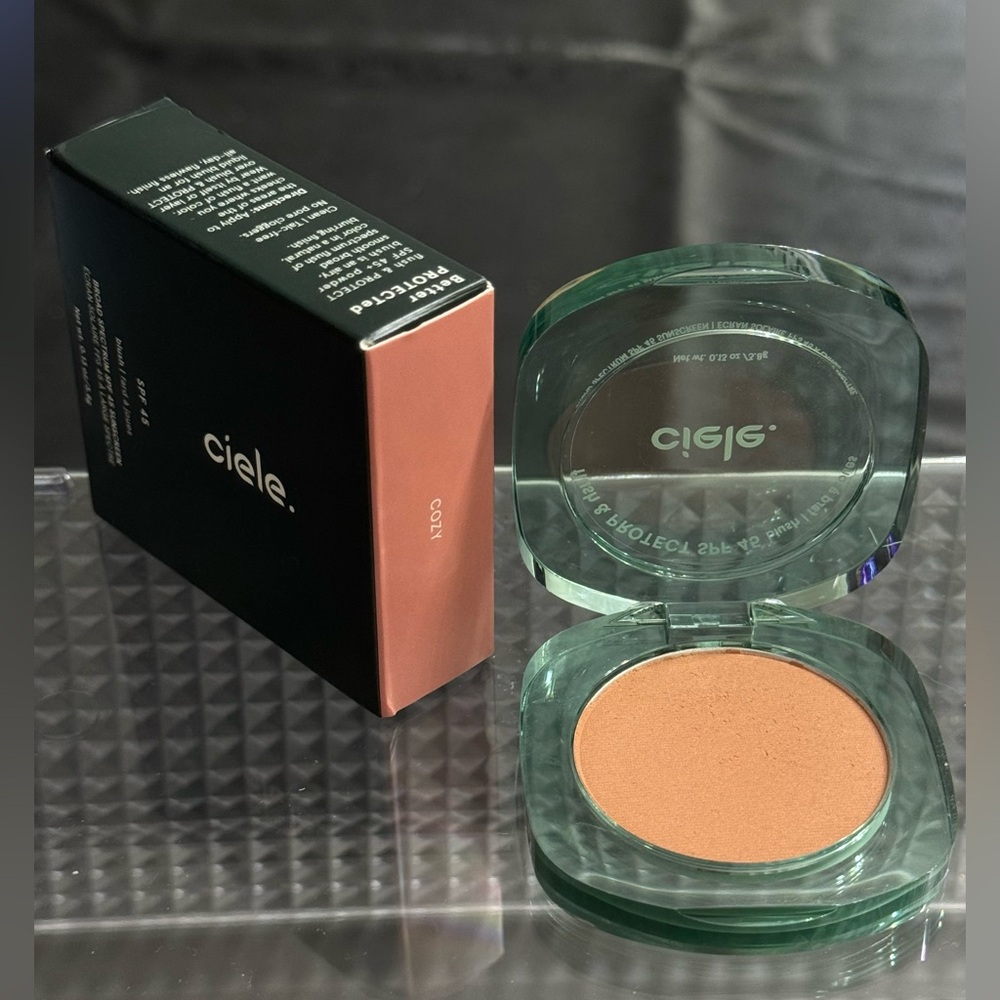 NIB Ciele Flush & Protect SPF 45 Powder Blush in Shade Cozy